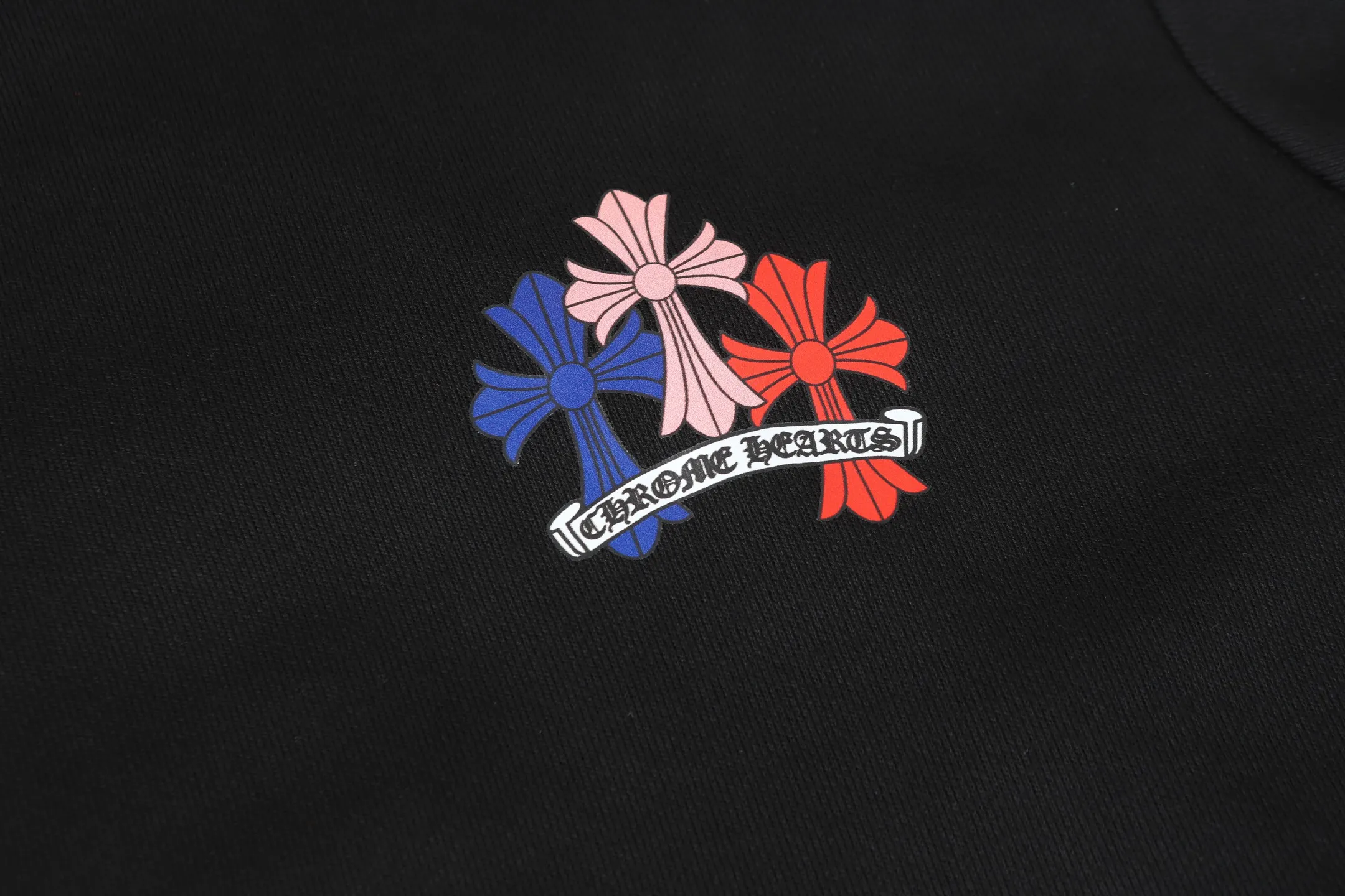 P240 Cross-border model, please do not place an order if you are pursuing quality -Chrome Hearts/Chrome Hearts Colorful🌈Horseshoe Sanskrit printed hooded sweatshirt -High weight, high density and high quality. The wool is soft, delicate and skin-friendly. It feels soft and silky. It has excellent warmth and skin-friendly properties. -Size: S M L XL